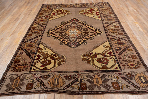 Vintage Kars Area Rug (7' x 9')
